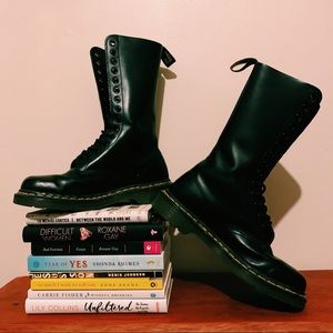 DR. MARTENS • 12” High Tops